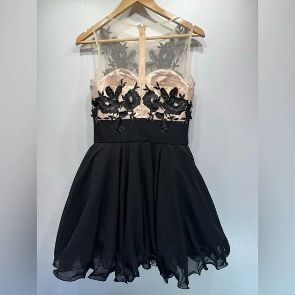 Black & Nude Dress Frilled Cocktail Party ModCloth Whimsigoth Chi Chi London 8 - Picture 12 of 16